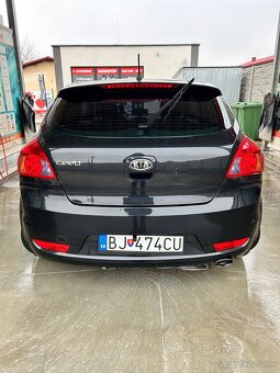 KIA Ceed trojdverák - 5