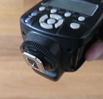 Blesk Yongnuo YN560 III + odpalovač Yongnuo RF603C II - 5