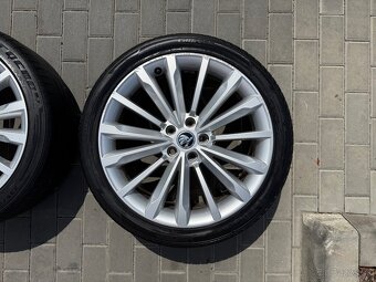 Predam r19 Trinity 5x112 8j et44 letné pneu - 5