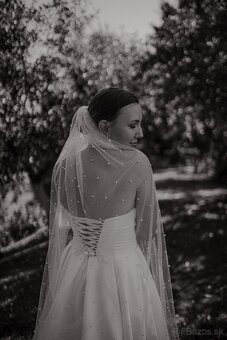 Saténové svadobné šaty - 5