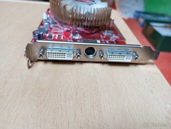 Grafické karty 2ks Asus,1ks gigabyte,1ks sapphire - 5