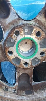 5x112 r16 a 5x114.3 r16 - 5