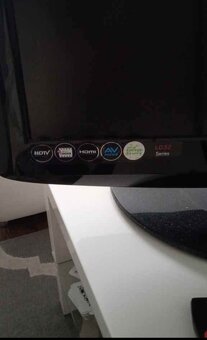 Televízor LG - 5