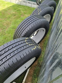 5x112 R16 VW Tiguan 215/65 R16 SUV - 5