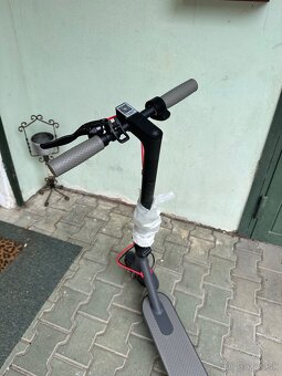 Nová Elektrická Kolobežka 350W (NEODBALENÁ - V KRABICI) - 5
