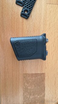 AR-15 Prislušenstvo - 5