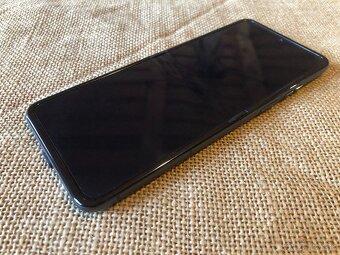 Motorola Moto RAZR 2024 8GB/256GB - 5