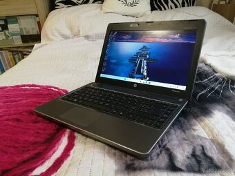 HP ProBook.  13,3".SSD 256 GB. RAM 12 GB. Baterka dobrá. - 5