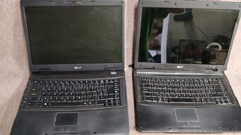 Notebooky na nahradné diely. - 5