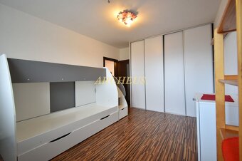 3D / EXKLUZÍVNE / 3 IZBOVÝ BYT, PRENÁJOM, KEŽMAROK, 67m2 - 5