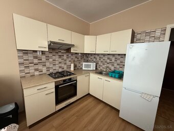 Krásny 1 izbový byt v TO - JUH - 5