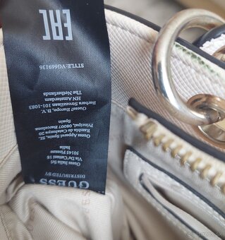 Predám kabelku GUESS - 5