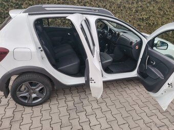 Dacia Sandero - 5
