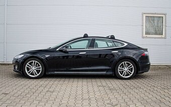 Tesla Model S 85 Free Supercharger - 5