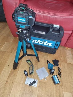Makita 4D laser 16 líniový – komplet so všetkými dokladmi - 5