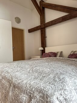 Tehlový štýlový podkrovný 3 izb. byt v centre Košíc - 5