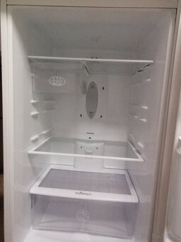 Chladnička z mraznickouLG - 5