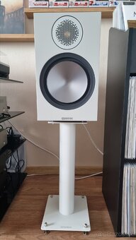 Monitor audio - 5