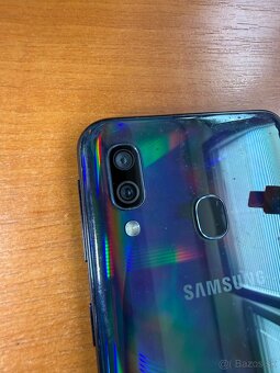 Samsung GALAXY a40 4/64GB - 5