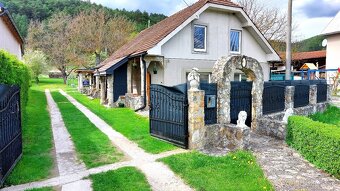 Rodinný dom s pozemkom (2230 m²) na predaj - Slovenské Pravn - 5