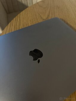 MacBook Pro 13" 2017 256gb, 8gb RAM - 5