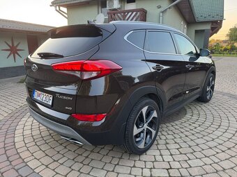 SUV Hyundai Tucson, 136 KW, 4x4 - 5