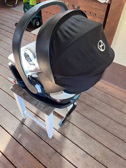 Cybex aton 5 - 5