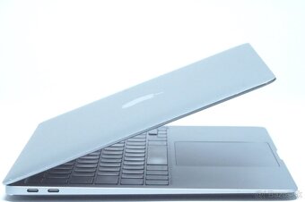 ZÁRUKA/Macbook Air 13.3"/M1/8GB RAM/256GB SSD/CZ/BAT - 5
