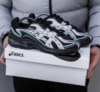 Asics Gel-Preleus Black/White - 5