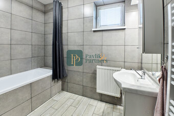 Predaj 3 izbový byt, novostavba, garážové státie - 5