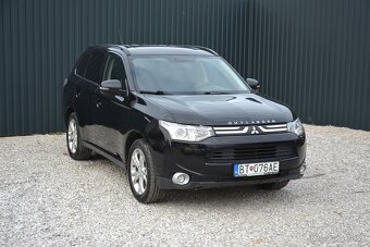 Mitsubishi Outlander 2.20 SR. voz, 7miestne - 5