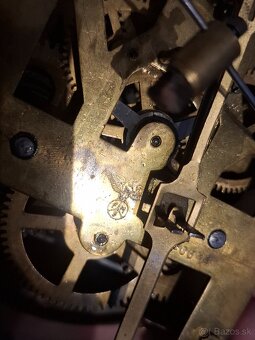 Predám funkčné starožitné mlynárske hodiny Franz Hermle & so - 5