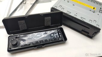 Predám autorádio Nakamichi CD300 - 5