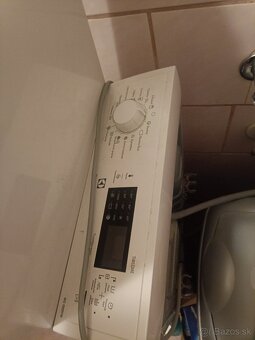 Práčka Electrolux, plnená zhora - 5