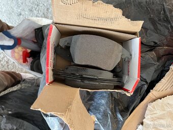 Predám brzdové kotúče a dosky Brembo - 5