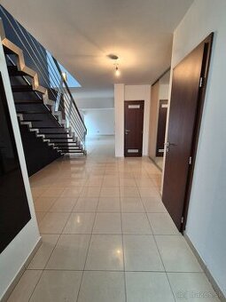 4 – IZB. RD, POZEMOK 1200 m², PARKOVANIE, NOVÁ DEDINKA - 5