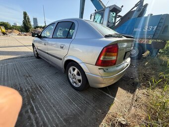 Predám Opel astra G hatchback 1.6 16v 74kw 2003 - 5