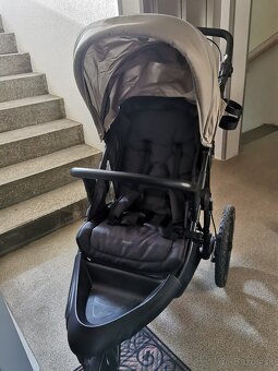 Hauck Runner 3 olive green kočík bugina - 5