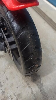 Predám kolobežku Xiaomi M365 - 5