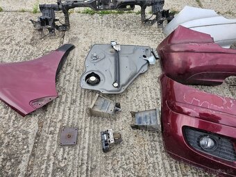 Predok a chladicé Mercedes A W169 - 5