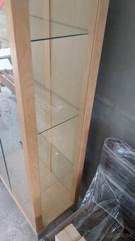 Sklenená vitrína - 5