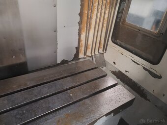 Vertikalne frezarske centrum CHIRON FZ 15 KS - 5