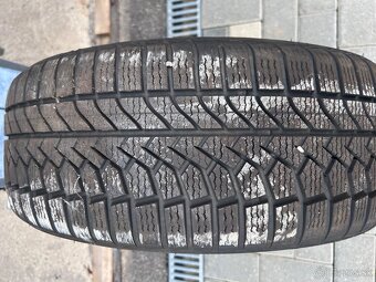 Predám zimnú sadu Vw,Škoda 5x112-215/55R17 - 5