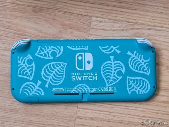 Nintendo Switch Lite + hra + originál kryt - 5