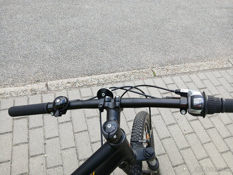 Bicykel Specialized Hotrock 24´´ - 5