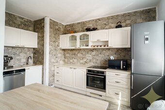 Exkluzívne na predaj krásny 4 izbový komplet prerobený byt o - 5