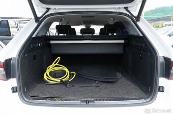 Škoda Superb iV Combi 1.4 TSI PHEV STYLE DSG -PLUG IN HYBRID - 5