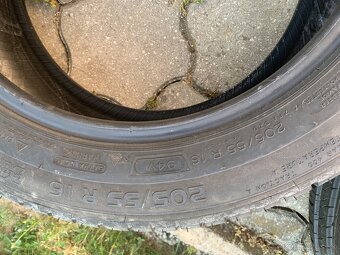 Predám 2 ks letné pneumatiky Michelin 205/55 R16 - 5