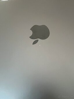 Predám MacBook PRO 13" 2020, i5 2GHz / 16GB RAM / 500GB SS - 5