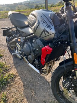 Triumph trident 660 - 5